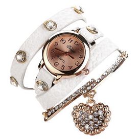 Náramkové hodinky so zlatým príveskom biele 1